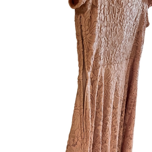 Jodi Kristopher Women's feminine Barbie Pink & Silver High Low Knee Length - Picture 4 of 4